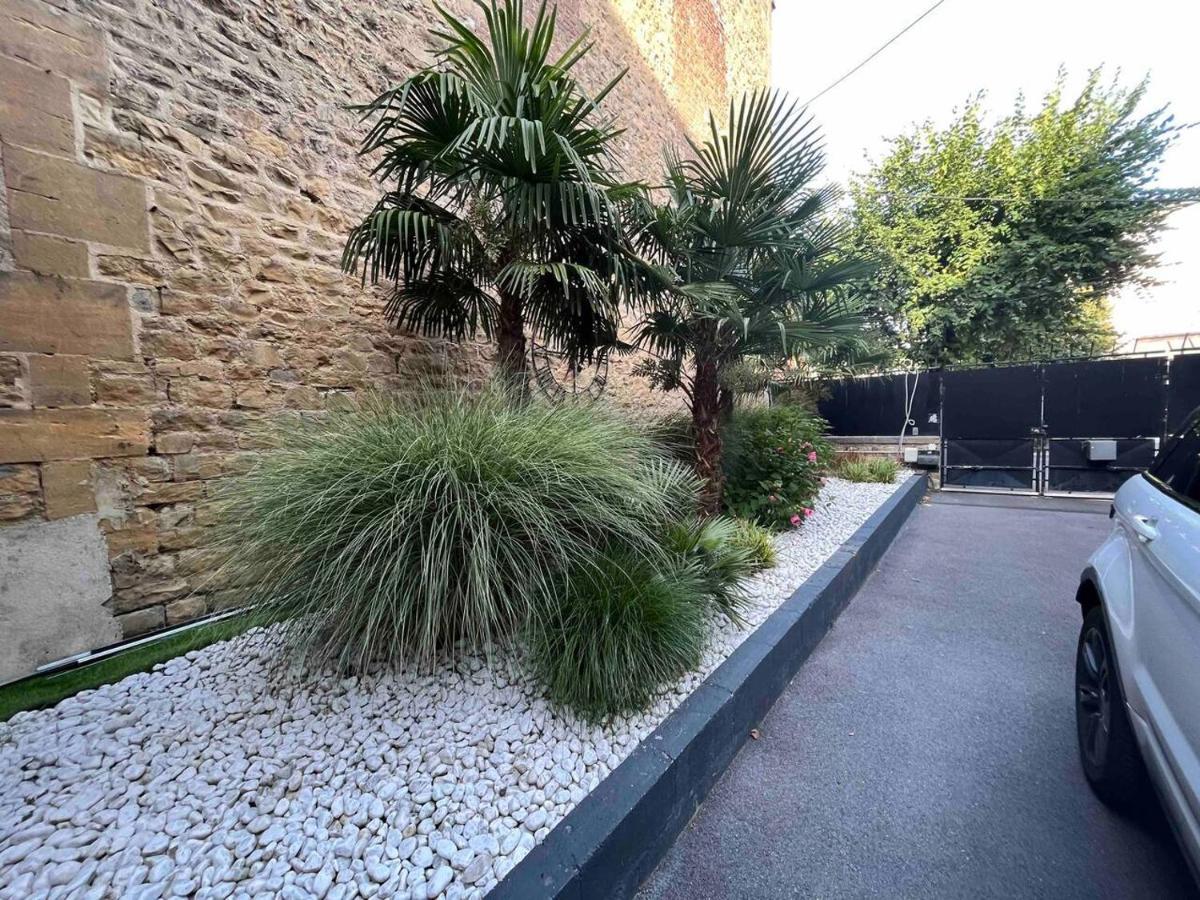 Chez Herve Et Nicky Charleville-Mezieres Exterior foto